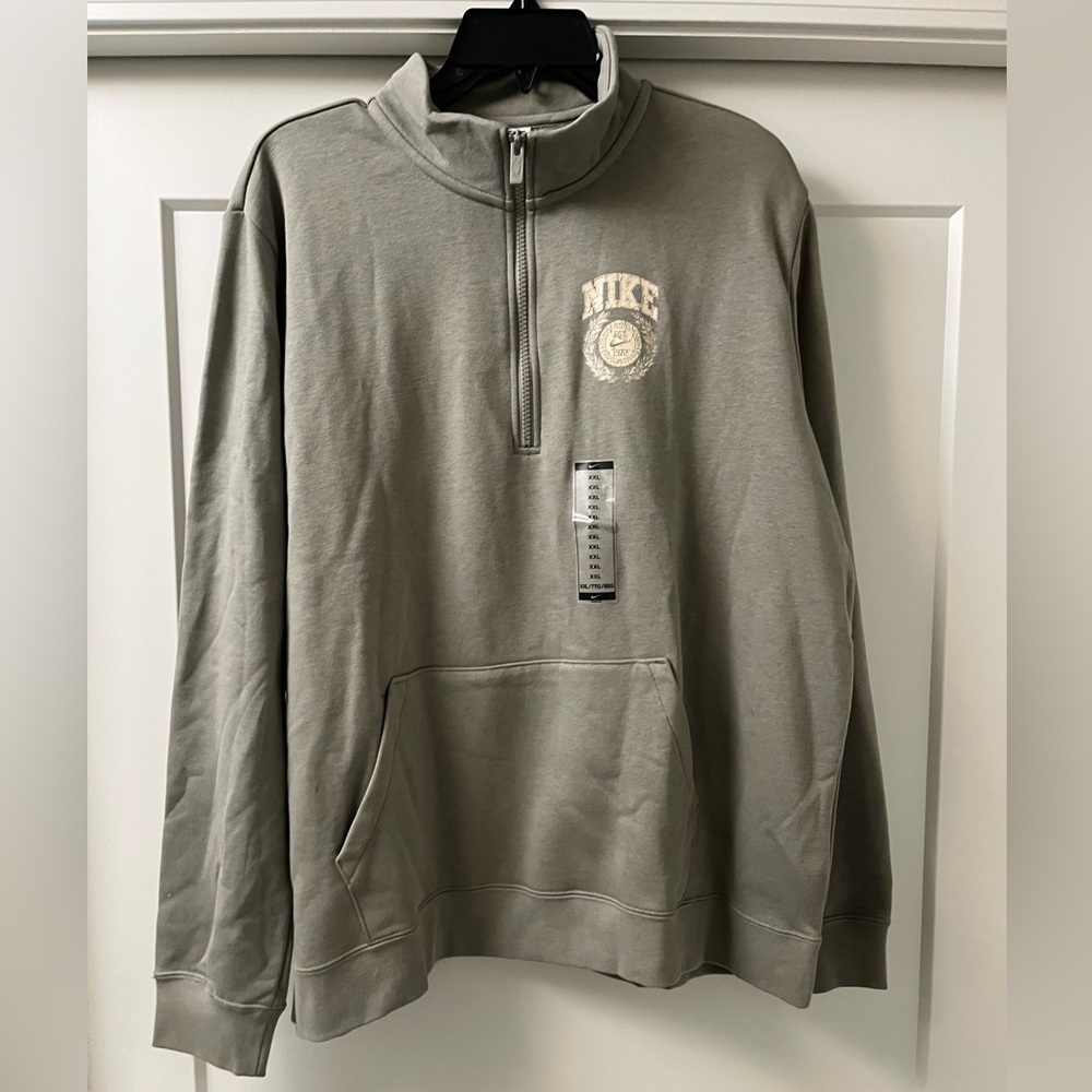 Nike Quarter Zip Sweatshirt-NWT-size XXL